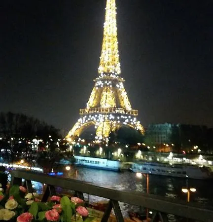 Tour Eiffel Trocadero Service * Paris